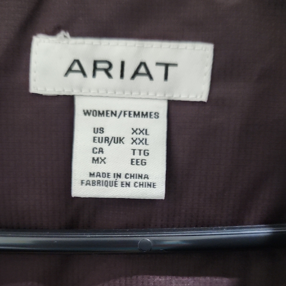 Ariat Women's Brown Quilted Vest - Picture 4 of 9